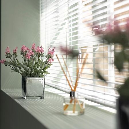 Lovely Brighton Apartments Moments Away From Royal Pavilion Экстерьер фото